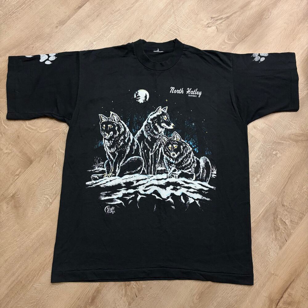 Vintage 80s/90s Wolf Wolves T-Shirt Men's Large L Black North Hatley Quebec Paw